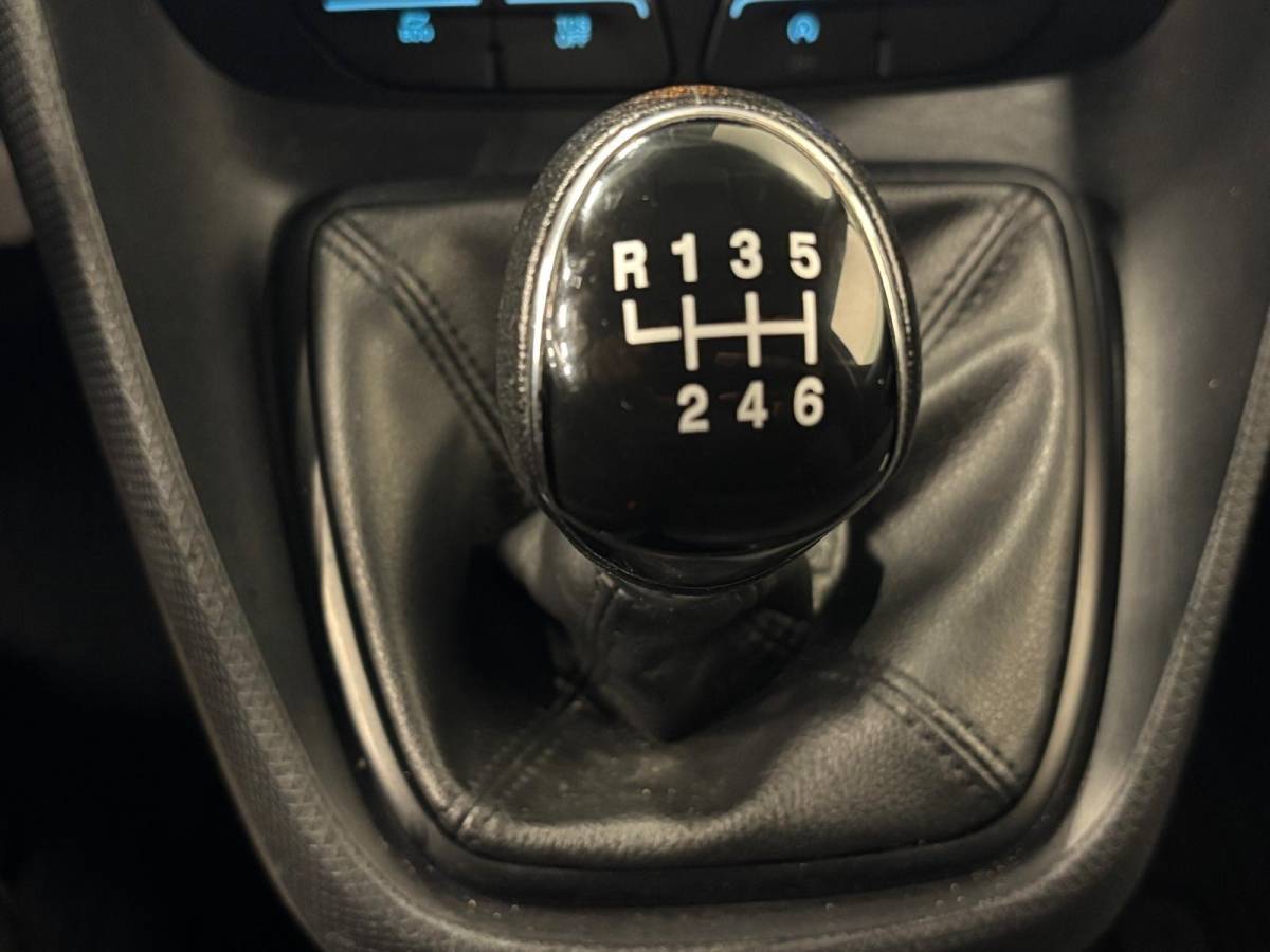Ford Transit Connect Ford Transit Connect 1.5 EcoBlue L2 Trend Airco Navigatie Parkeersensoren Camera Cruise Control Lichtmetalen velgen 3 Zits