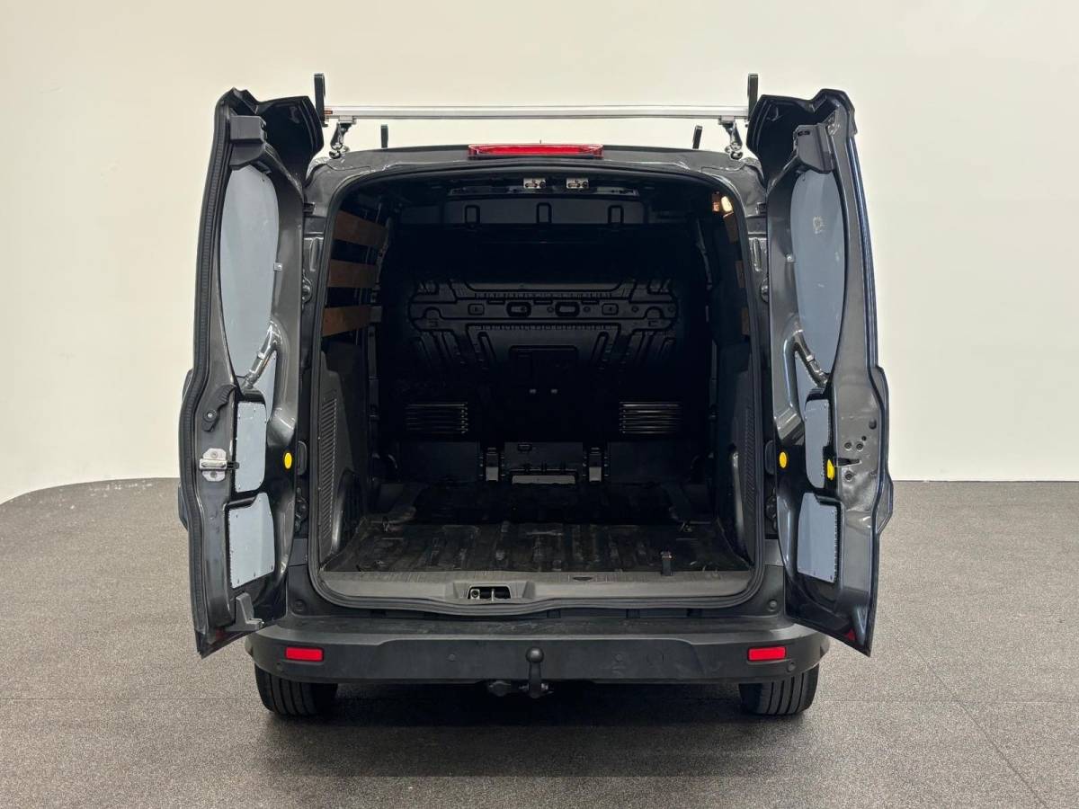 Ford Transit Connect Ford Transit Connect 1.5 EcoBlue L2 Trend Airco Navigatie Parkeersensoren Camera Cruise Control Lichtmetalen velgen 3 Zits