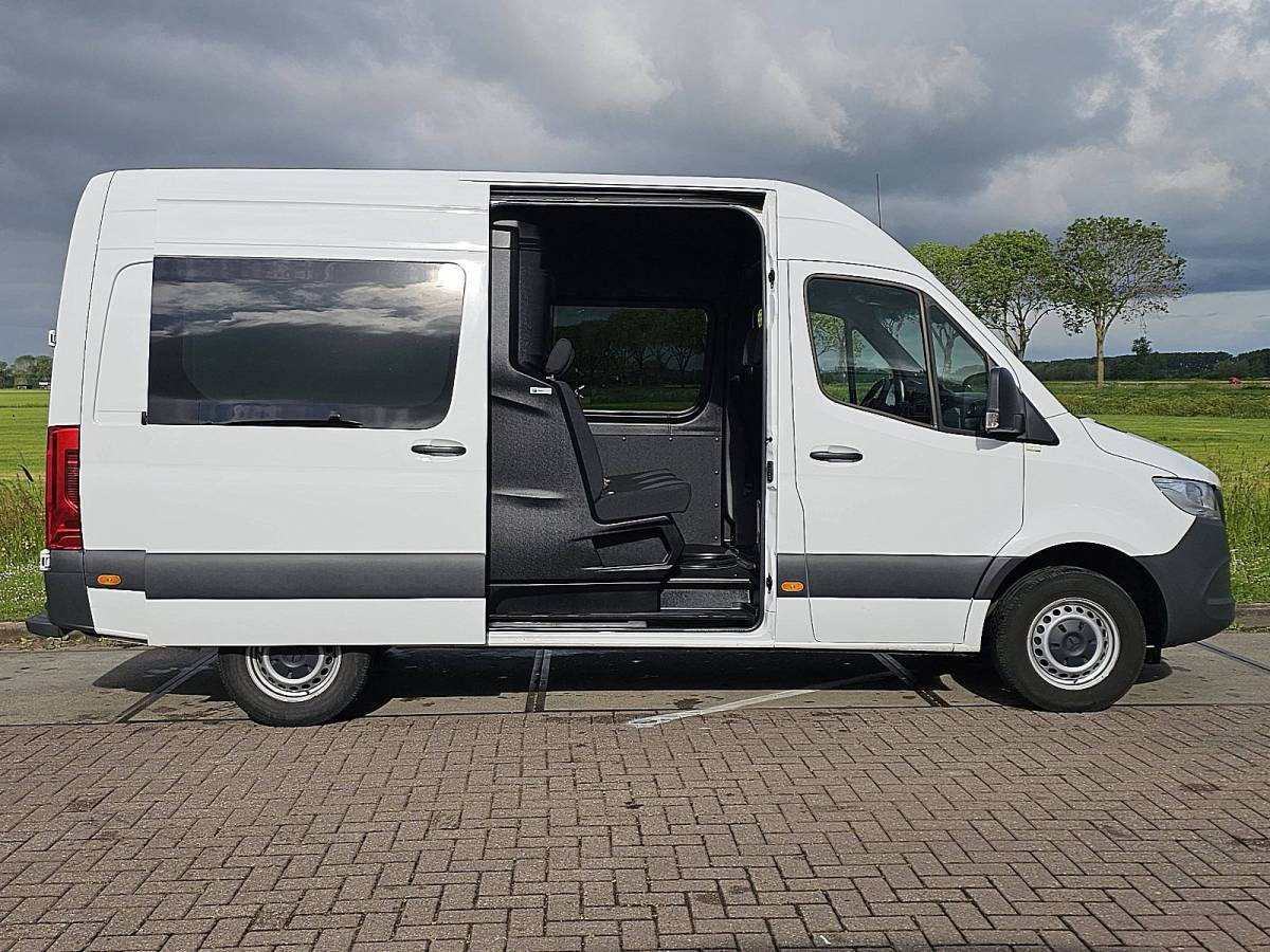 Mercedes-Benz Sprinter MERCEDES-BENZ SPRINTER 319 l2h2 v6 dub cab!