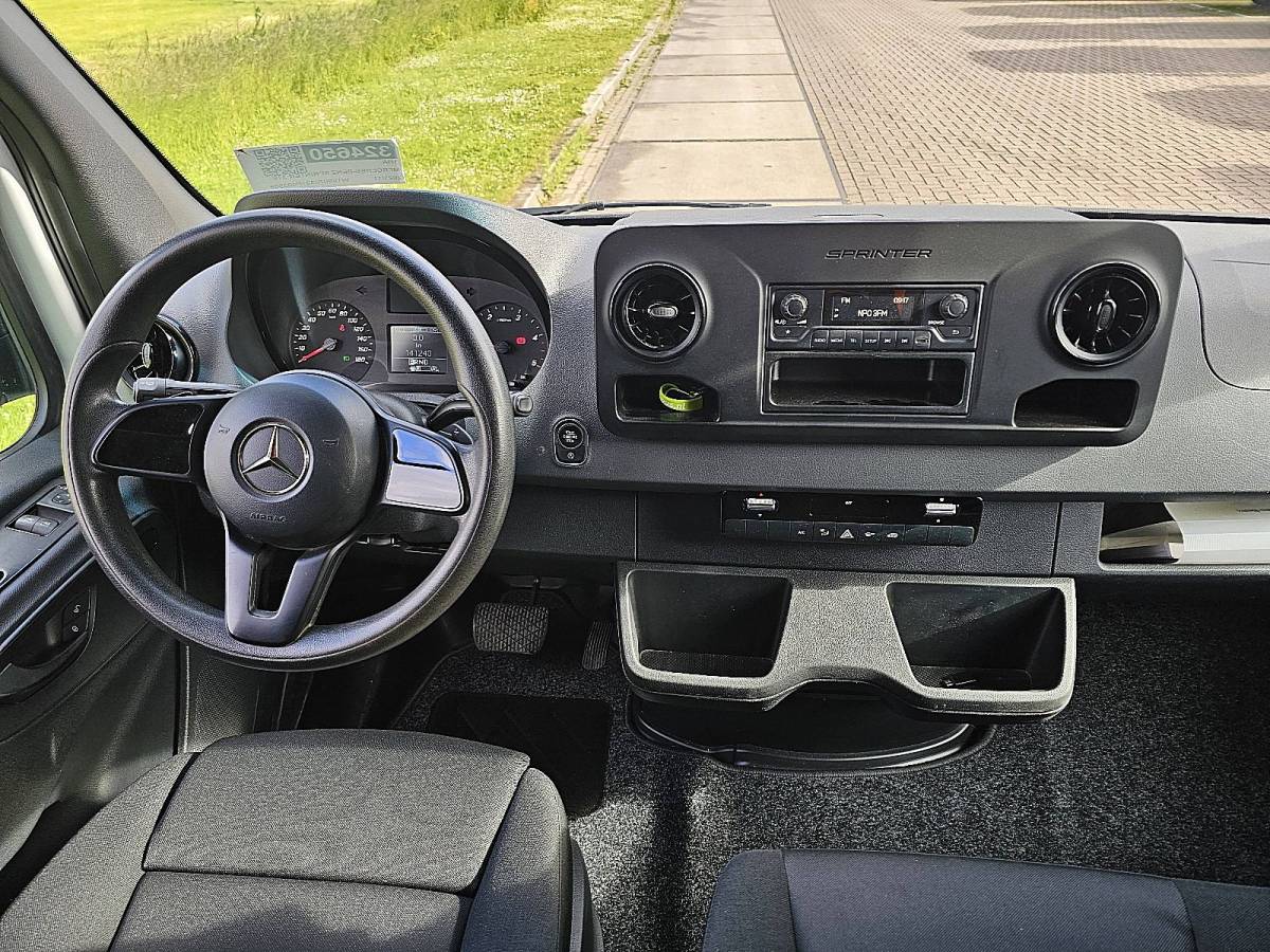 Mercedes-Benz Sprinter MERCEDES-BENZ SPRINTER 319 l2h2 v6 dub cab!
