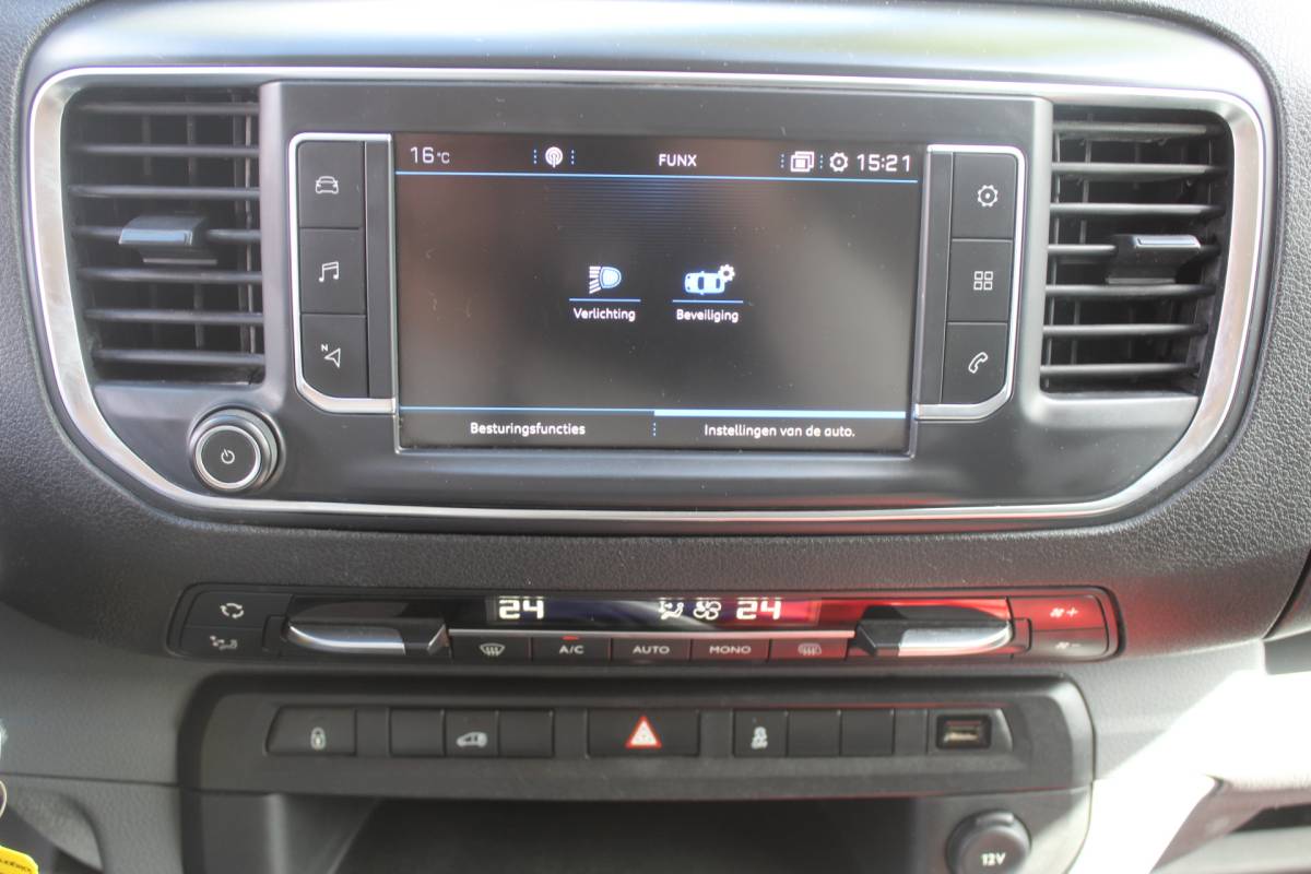 Peugeot Expert Peugeot Expert 231S 2.0 BlueHDI 120 Premium Pack Bedrag EX-BTW Navigatiesysteem full map l Airco l