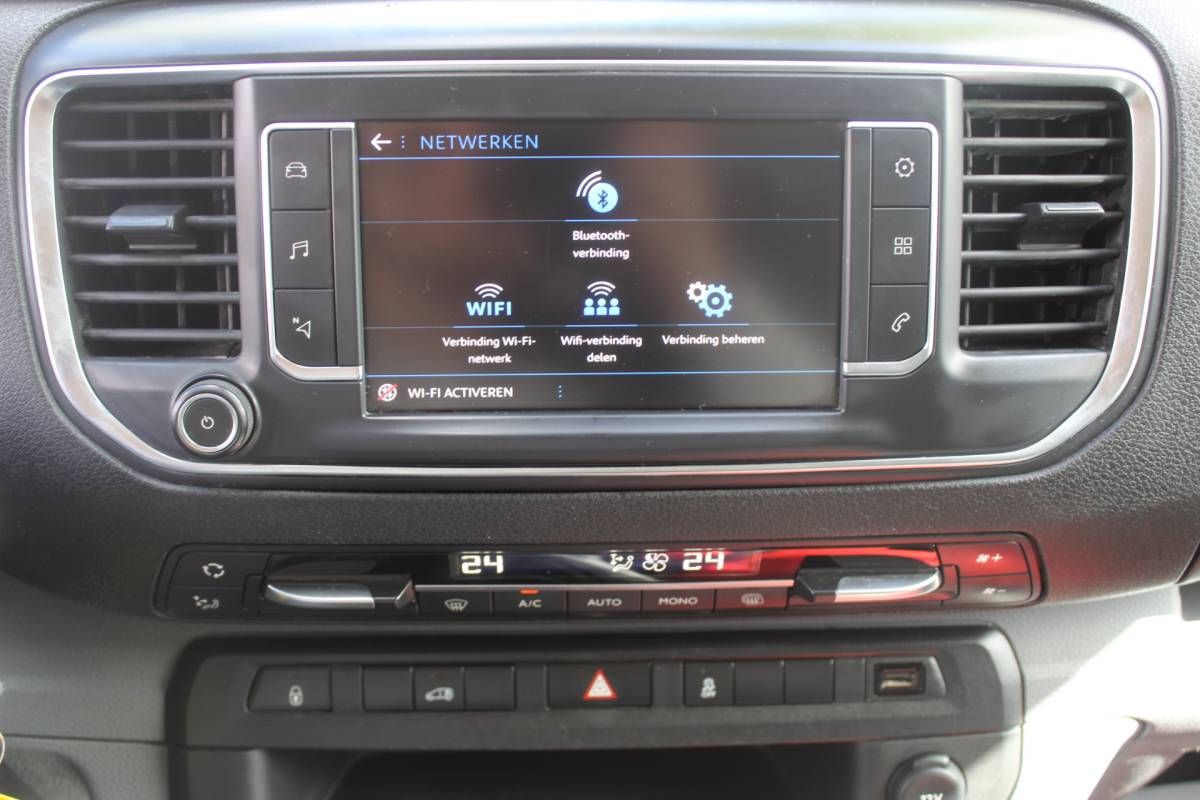 Peugeot Expert Peugeot Expert 231S 2.0 BlueHDI 120 Premium Pack Bedrag EX-BTW Navigatiesysteem full map l Airco l