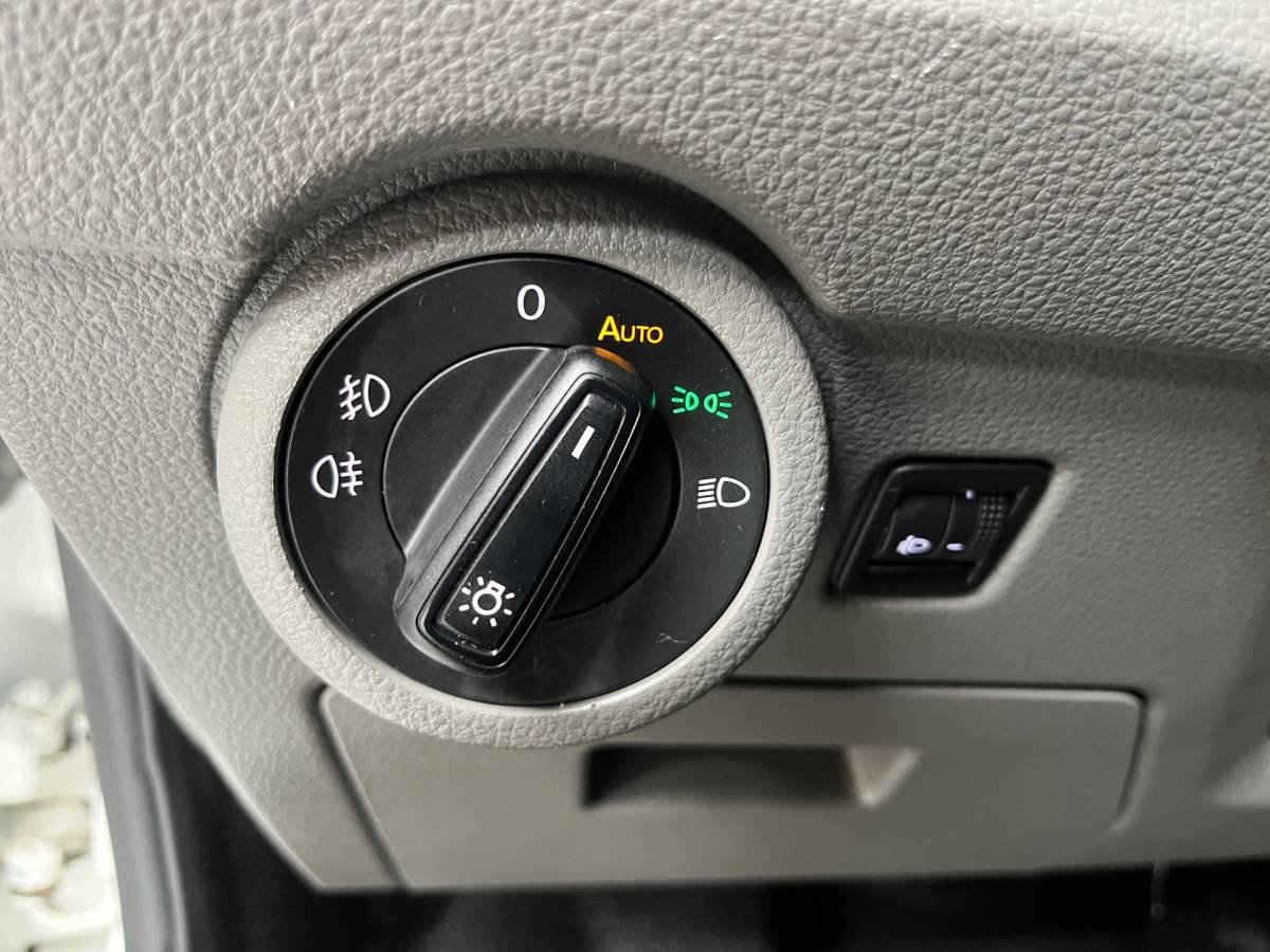 Volkswagen Transporter Volkswagen Transporter Automaat DSG Servicewagen 2.0 TDI 150pk L2H1 3Persoons Sortimo Inrichting, Airco, Navigatie, RIJKLAARPRIJS!
