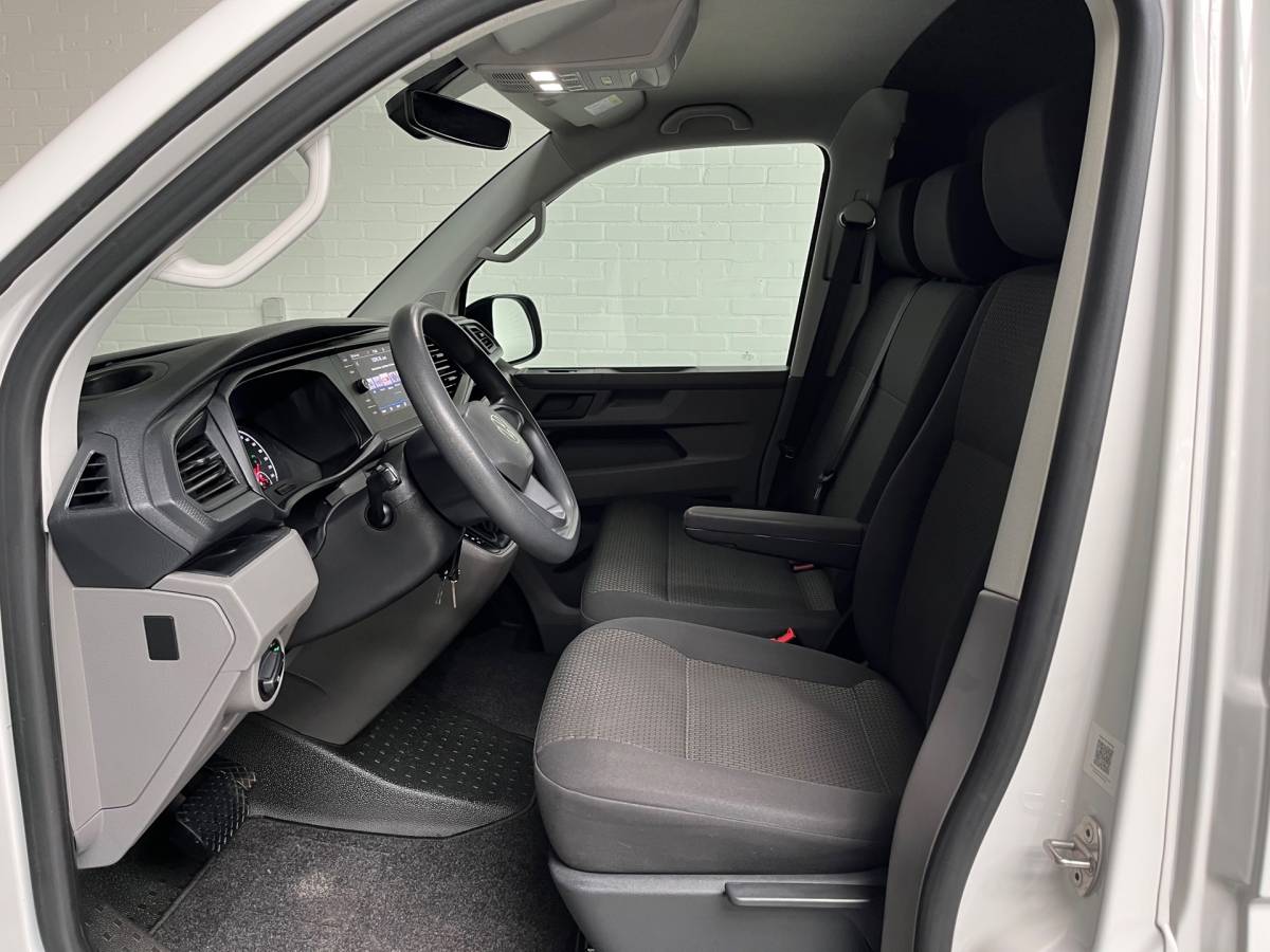 Volkswagen Transporter Volkswagen Transporter Automaat DSG Servicewagen 2.0 TDI 150pk L2H1 3Persoons Sortimo Inrichting, Airco, Navigatie, RIJKLAARPRIJS!