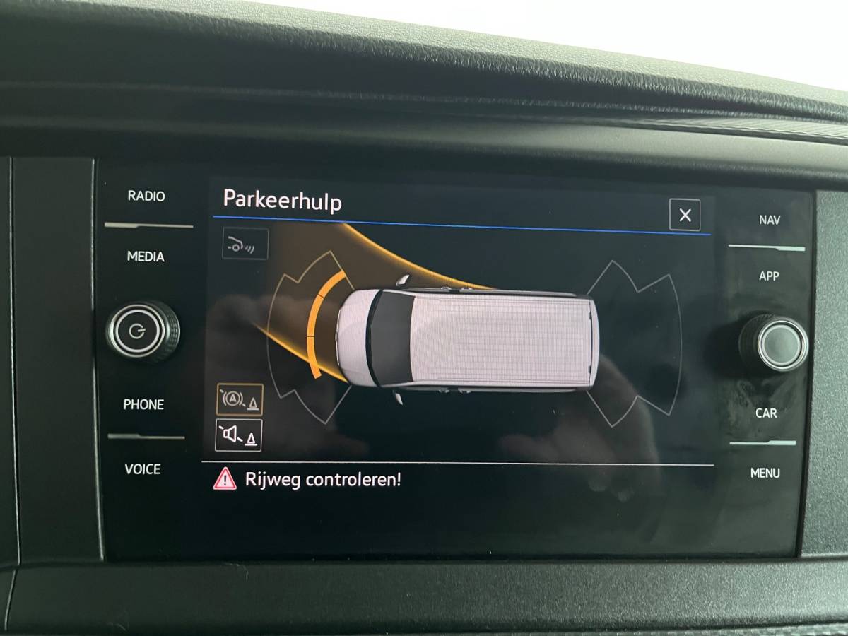 Volkswagen Transporter Volkswagen Transporter Automaat DSG Servicewagen 2.0 TDI 150pk L2H1 3Persoons Sortimo Inrichting, Airco, Navigatie, RIJKLAARPRIJS!