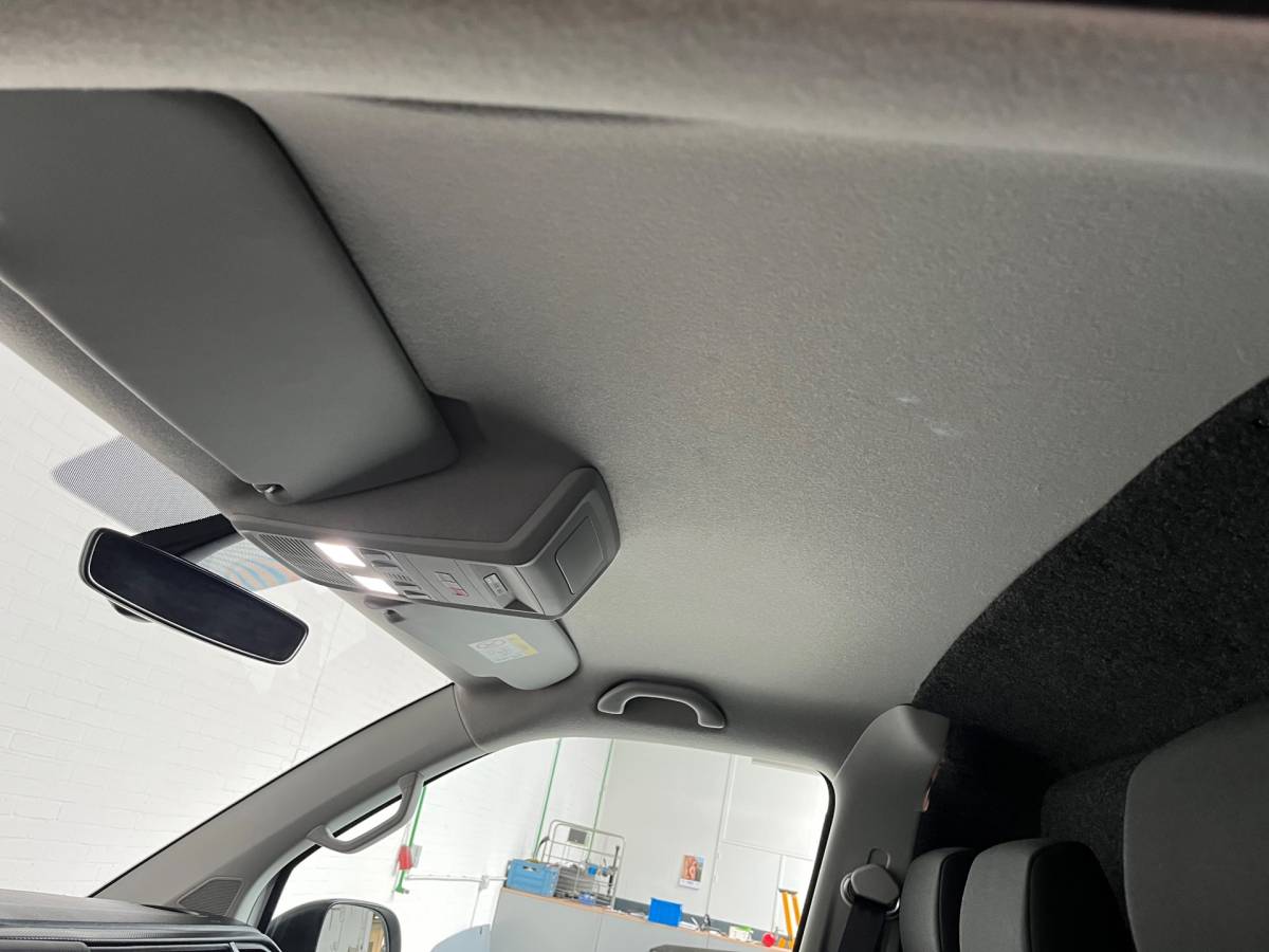 Volkswagen Transporter Volkswagen Transporter Automaat DSG Servicewagen 2.0 TDI 150pk L2H1 3Persoons Sortimo Inrichting, Airco, Navigatie, RIJKLAARPRIJS!