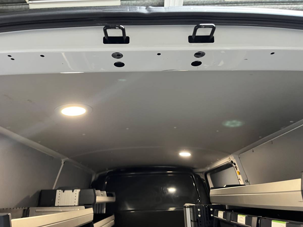 Volkswagen Transporter Volkswagen Transporter Automaat DSG Servicewagen 2.0 TDI 150pk L2H1 3Persoons Sortimo Inrichting, Airco, Navigatie, RIJKLAARPRIJS!