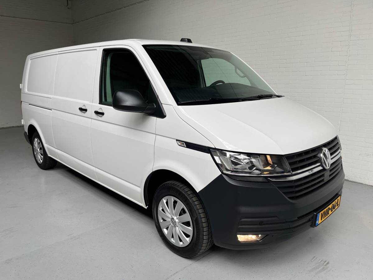 Volkswagen Transporter Volkswagen Transporter Automaat DSG Servicewagen 2.0 TDI 150pk L2H1 3Persoons Sortimo Inrichting, Airco, Navigatie, RIJKLAARPRIJS!