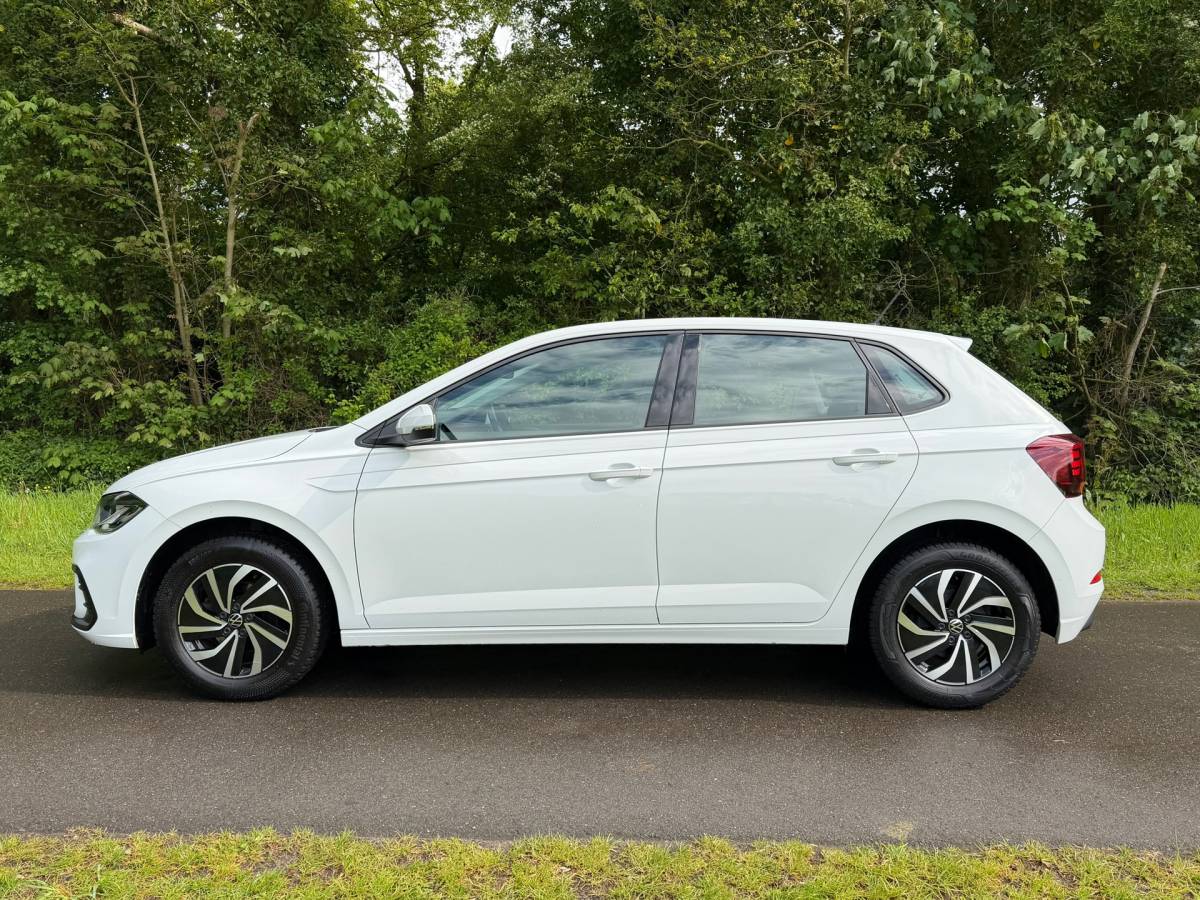 Volkswagen Polo Volkswagen Polo 1.0 TSI Life | Eerste Eigenaar | Adaptief Cruise | Carplay | LED | lichtmetaal |
