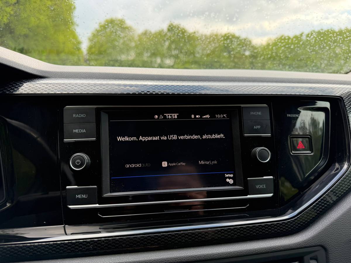Volkswagen Polo Volkswagen Polo 1.0 TSI Life | Eerste Eigenaar | Adaptief Cruise | Carplay | LED | lichtmetaal |