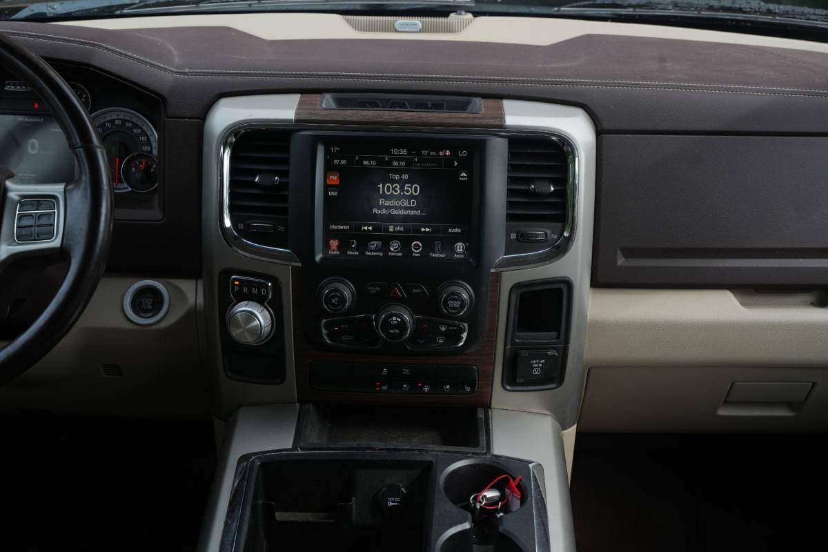 Dodge Ram 1500 Dodge Ram 1500 5.7 V8 4×4 Quad Cab 6’4 84DKM Unieke auto