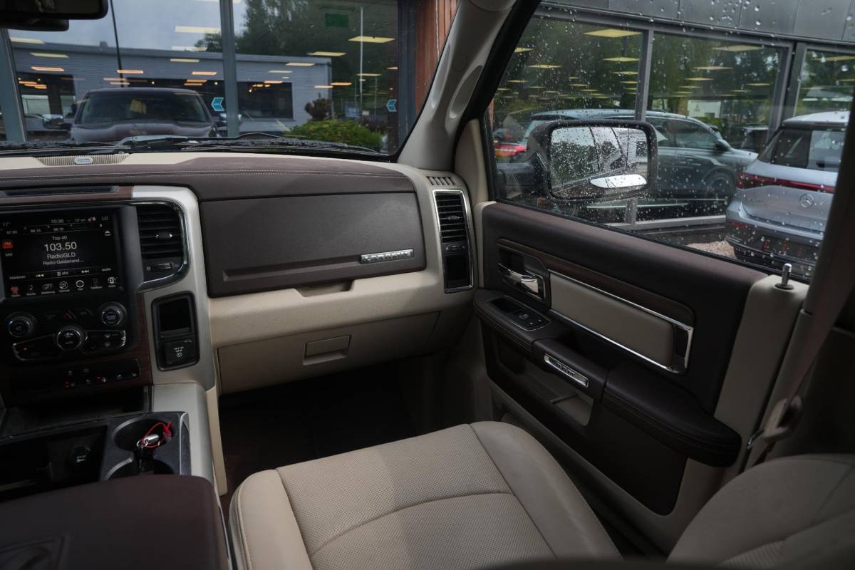Dodge Ram 1500 Dodge Ram 1500 5.7 V8 4×4 Quad Cab 6’4 84DKM Unieke auto