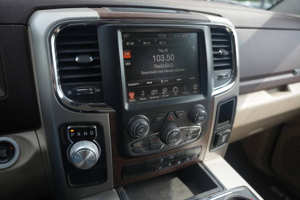 Dodge Ram 1500 Dodge Ram 1500 5.7 V8 4×4 Quad Cab 6’4 84DKM Unieke auto
