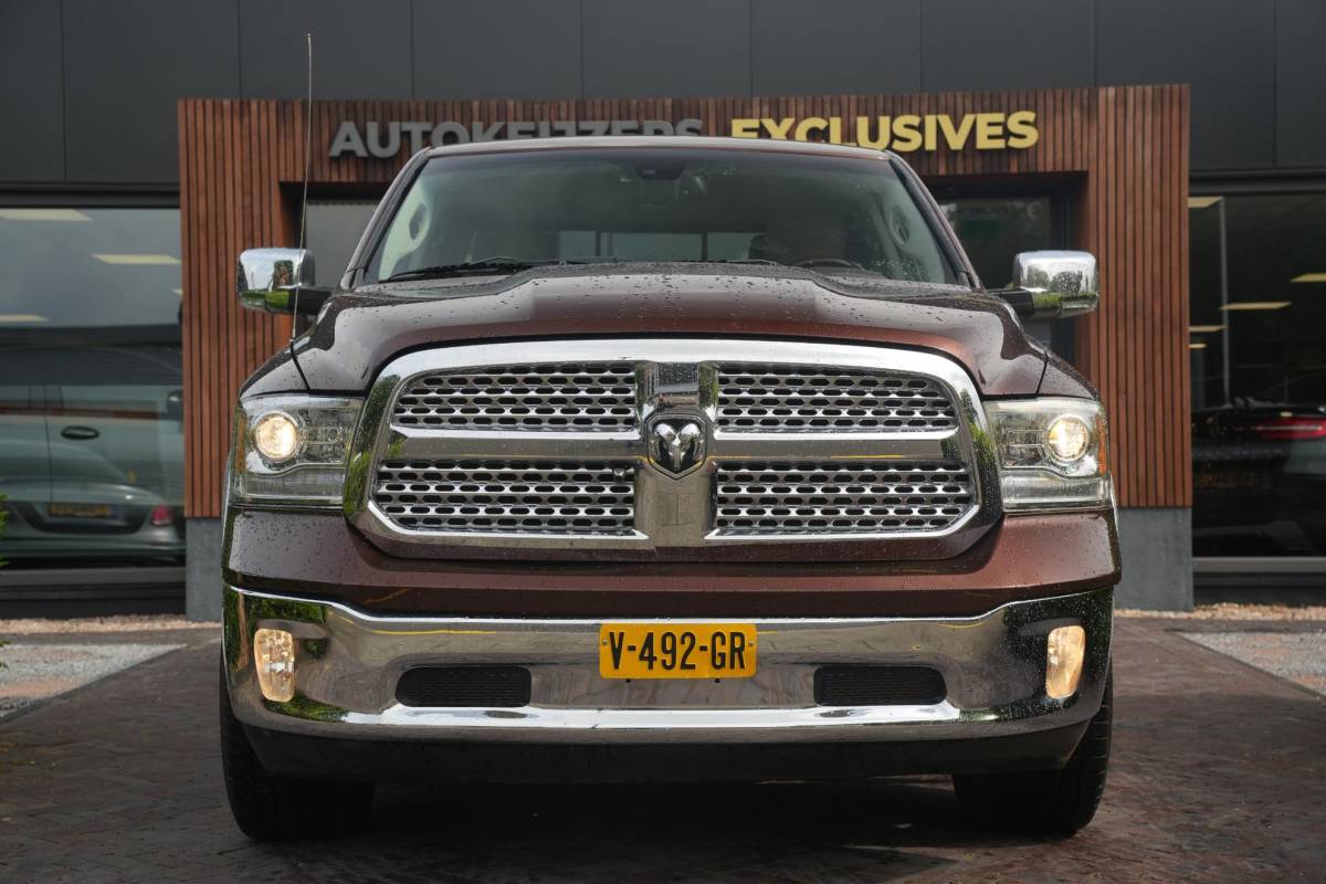 Dodge Ram 1500 Dodge Ram 1500 5.7 V8 4×4 Quad Cab 6’4 84DKM Unieke auto