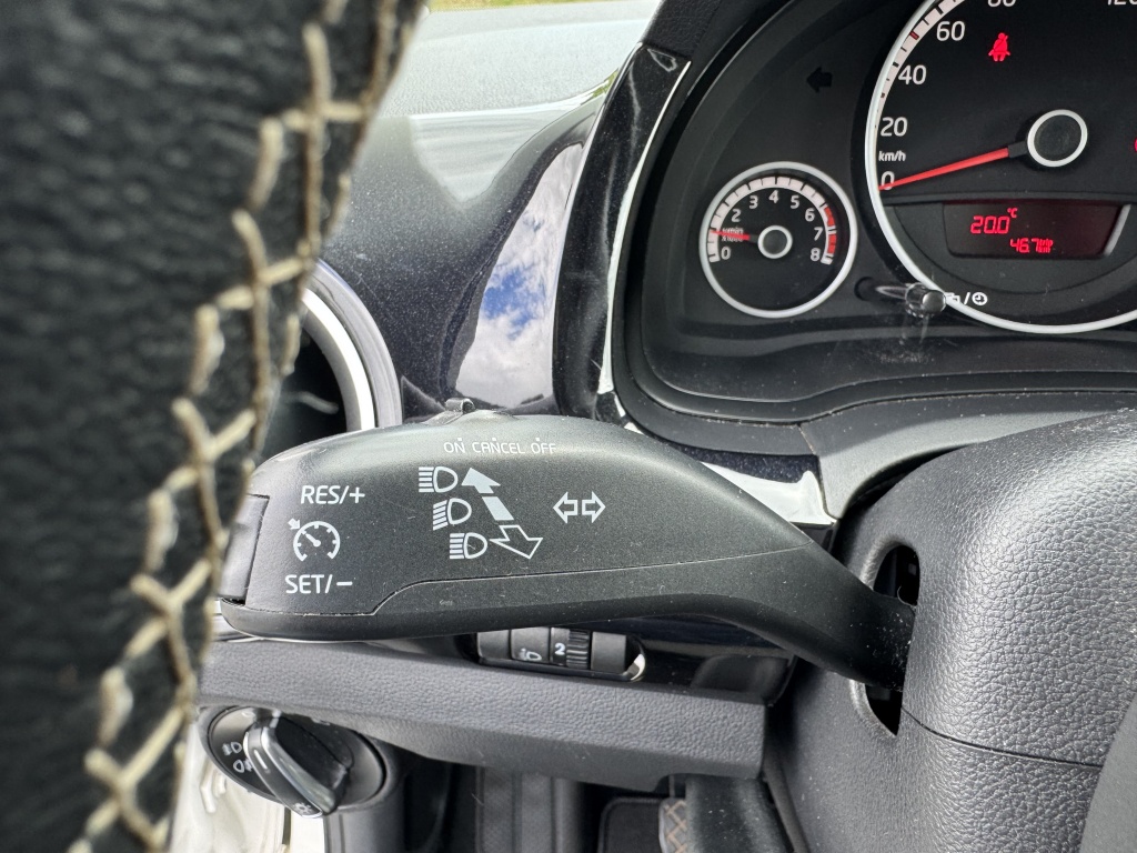 Volkswagen up! Volkswagen Up! 1.0 groove up! BlM.