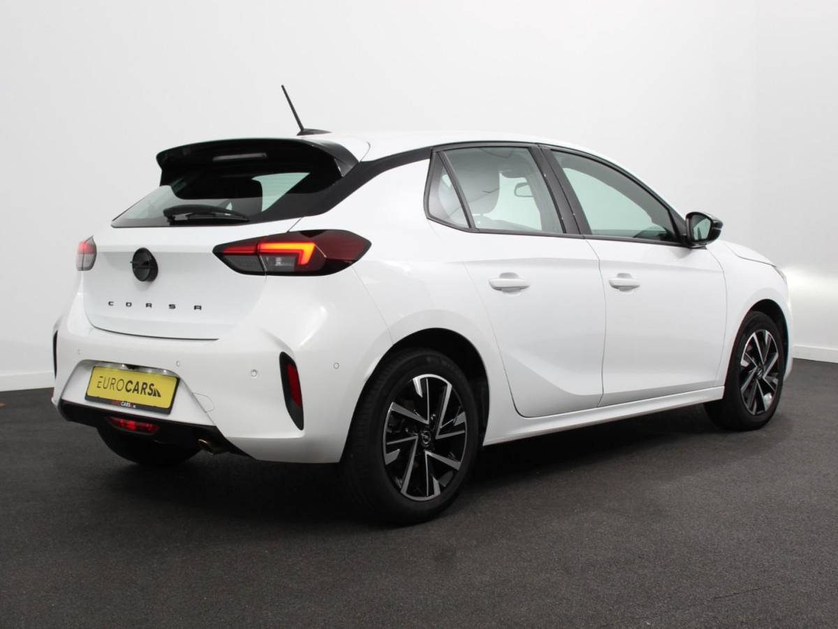 Opel Corsa Opel Corsa 1.2 Turbo 100pk Automaat GS Navigatie Apple Carplay/Android Auto Digitale Cockpit Camera Parkeer sensoren Airco Lichtmetalen velgen
