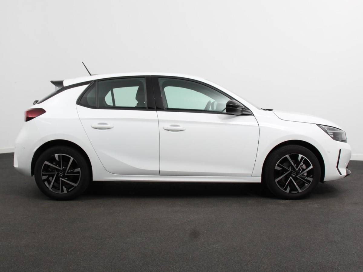 Opel Corsa Opel Corsa 1.2 Turbo 100pk Automaat GS Navigatie Apple Carplay/Android Auto Digitale Cockpit Camera Parkeer sensoren Airco Lichtmetalen velgen