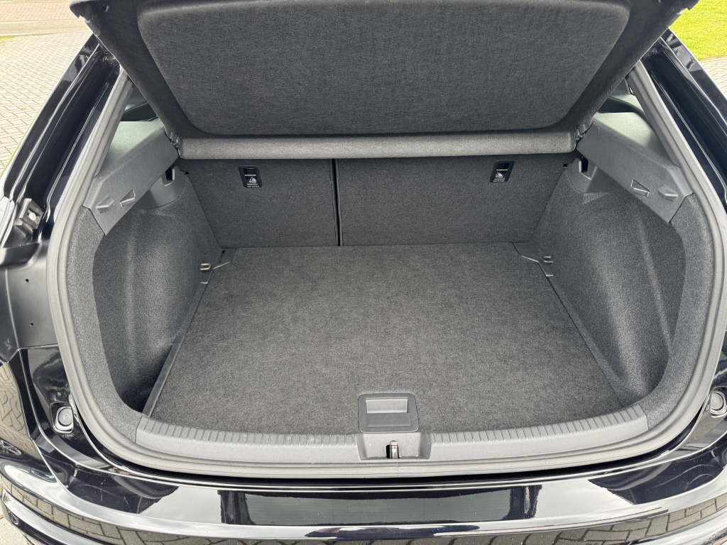 Volkswagen Taigo Volkswagen Taigo 1.0 TSI R-Line