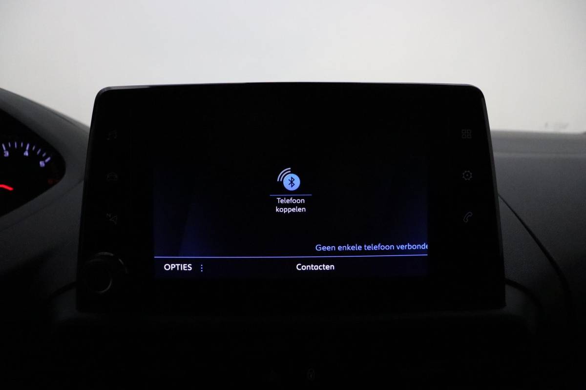 Peugeot Partner Peugeot Partner 1.5 BlueHDi 100 L1 100 PK | Cruise Control | Airco | Achteruitrijcamera | Apple Carplay | DAB Radio | Parkeersensoren Voor & Achter | Regensensor