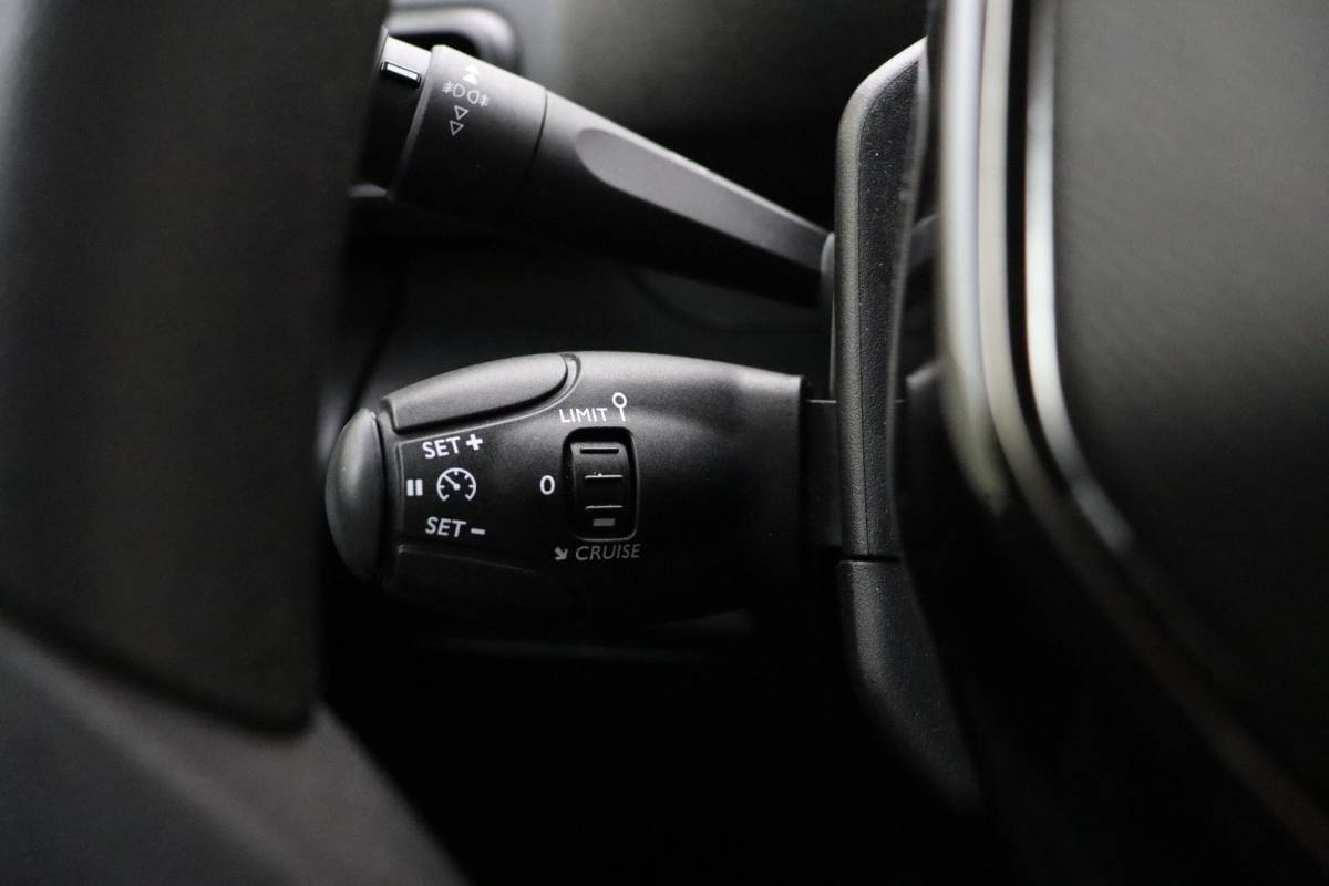 Peugeot Partner Peugeot Partner 1.5 BlueHDi 100 L1 100 PK | Cruise Control | Airco | Achteruitrijcamera | Apple Carplay | DAB Radio | Parkeersensoren Voor & Achter | Regensensor