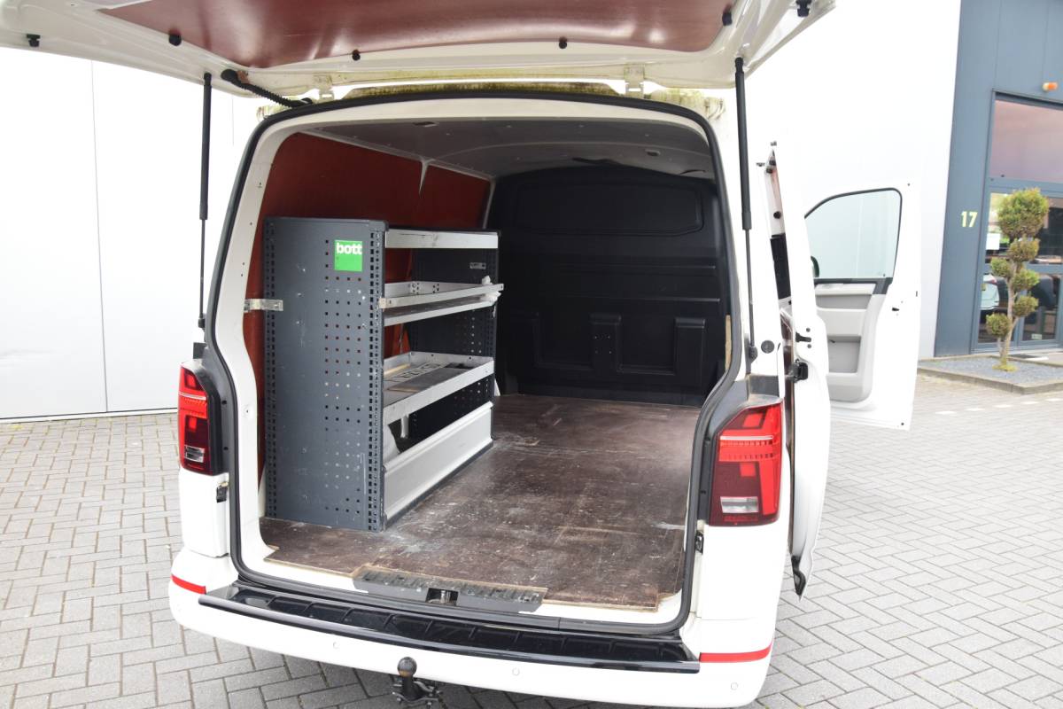 Volkswagen Transporter Volkswagen Transporter 2.0 TDI L2H1 Comfortline Automaat