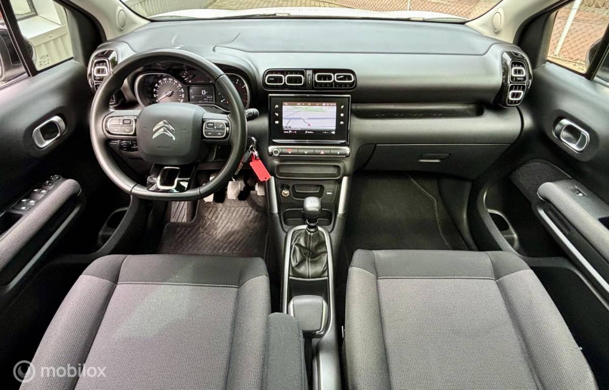 Citroën C3 Aircross Citroen C3 Aircross 1.5 BlueHDi S&S Shine. PANO, NAVI, CRUISE, CAMERA