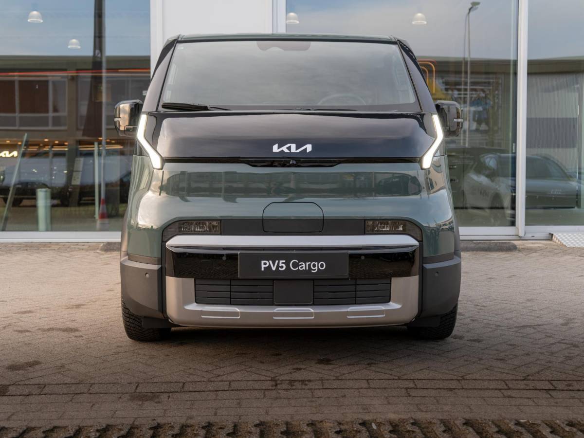 Kia PV5 Kia PV5 L2H1 Elite Executive 71.2 kWh VOORRAAD | SNEL LEVERBAAR | PDC | 360 Graden Camera | Clima | Adapt. Cruise | BSM | Midden Airbag | 16″ | Stoelverwarming & ventilatie | V2L