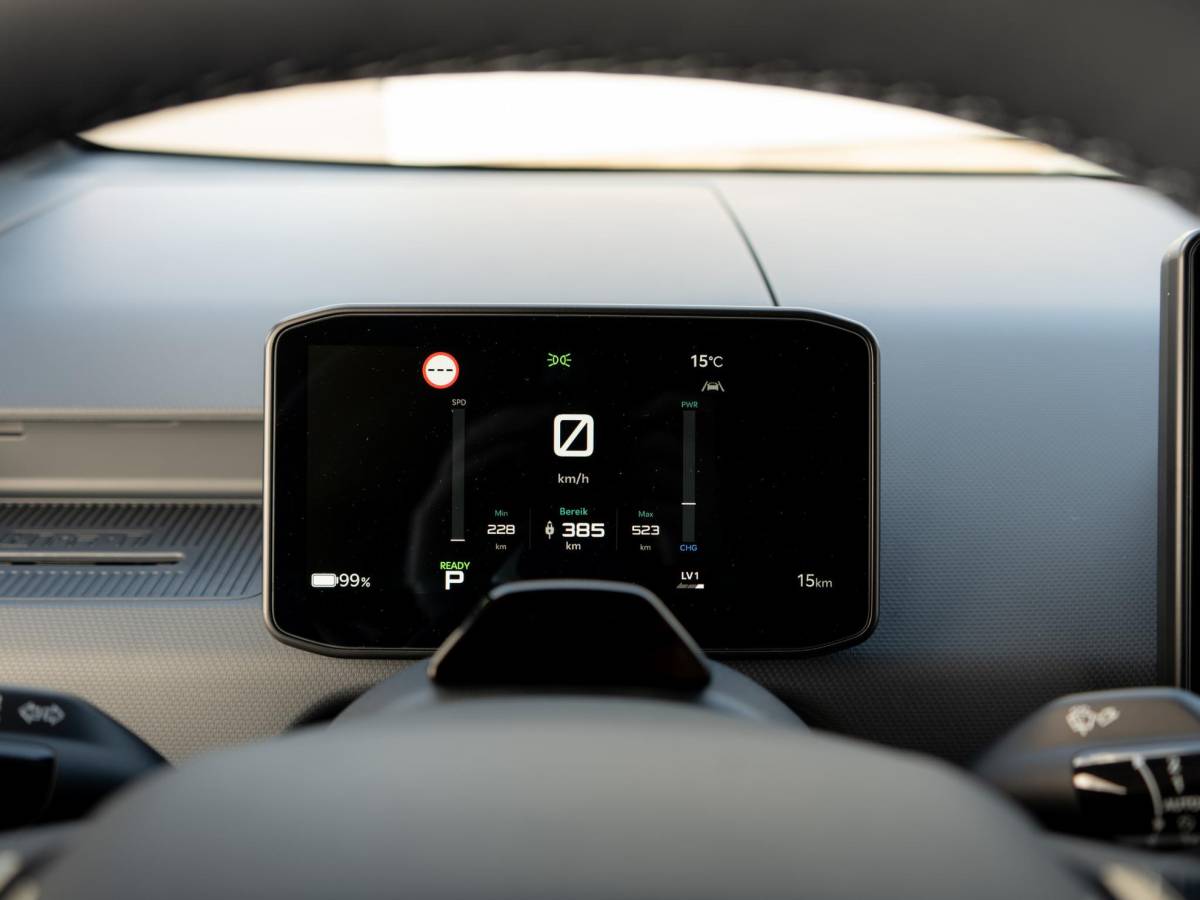 Kia PV5 Kia PV5 L2H1 Elite Executive 71.2 kWh VOORRAAD | SNEL LEVERBAAR | PDC | 360 Graden Camera | Clima | Adapt. Cruise | BSM | Midden Airbag | 16″ | Stoelverwarming & ventilatie | V2L