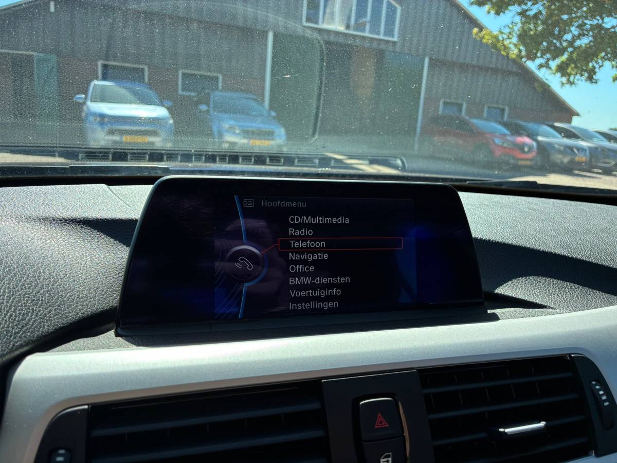 BMW 3 Serie BMW 3-serie 320d High Executive | ” 158.000 KM ” + Cruise + Airco + Navi Nu € 9.975,-!!!