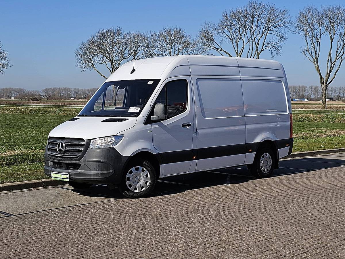 Mercedes-Benz Sprinter MERCEDES-BENZ SPRINTER 315 l2h2 rwd airco euro6