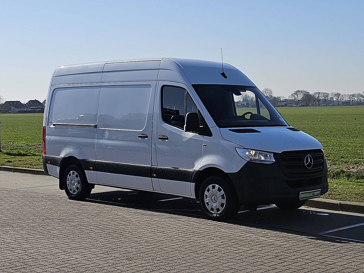 Mercedes-Benz Sprinter MERCEDES-BENZ SPRINTER 315 l2h2 rwd airco euro6