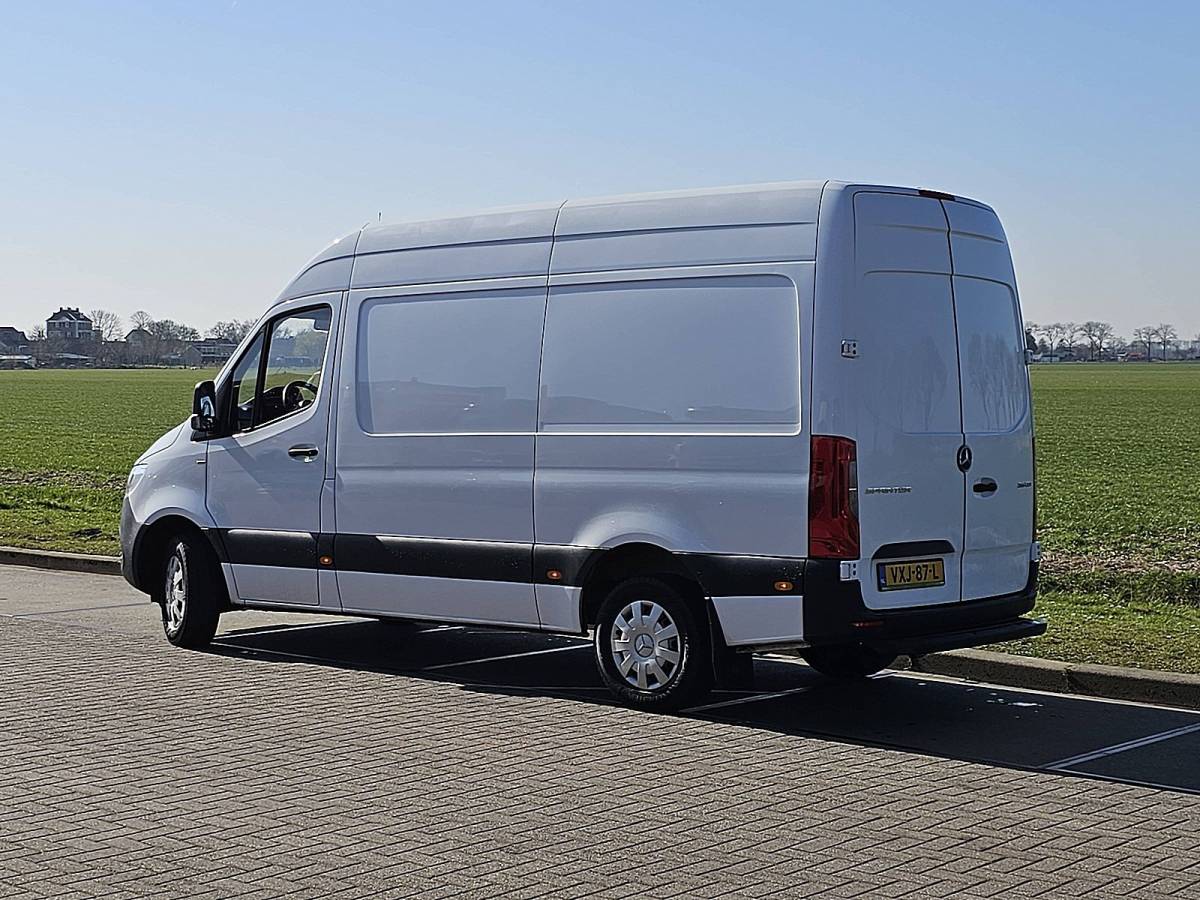 Mercedes-Benz Sprinter MERCEDES-BENZ SPRINTER 315 l2h2 rwd airco euro6
