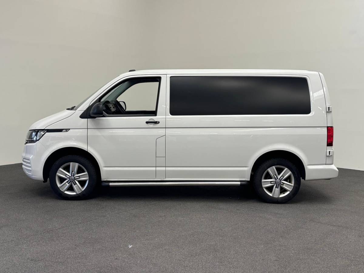 Volkswagen Transporter Volkswagen Transporter 2.0 TDI L1H1 30 Comfortline Airco Cruise Control Apple Carplay Side-bars Licht Metalen velgen Verwarmbare voorstoelen