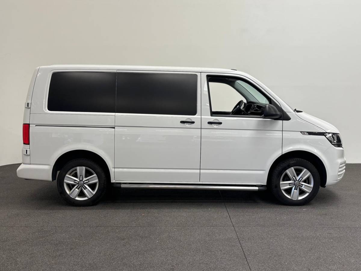 Volkswagen Transporter Volkswagen Transporter 2.0 TDI L1H1 30 Comfortline Airco Cruise Control Apple Carplay Side-bars Licht Metalen velgen Verwarmbare voorstoelen
