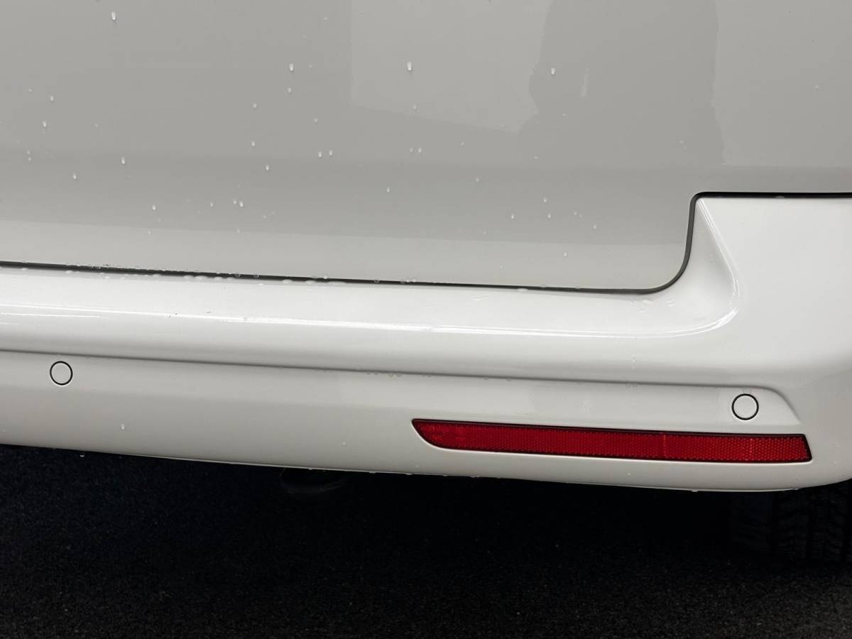 Volkswagen Transporter Volkswagen Transporter 2.0 TDI L1H1 30 Comfortline Airco Cruise Control Apple Carplay Side-bars Licht Metalen velgen Verwarmbare voorstoelen