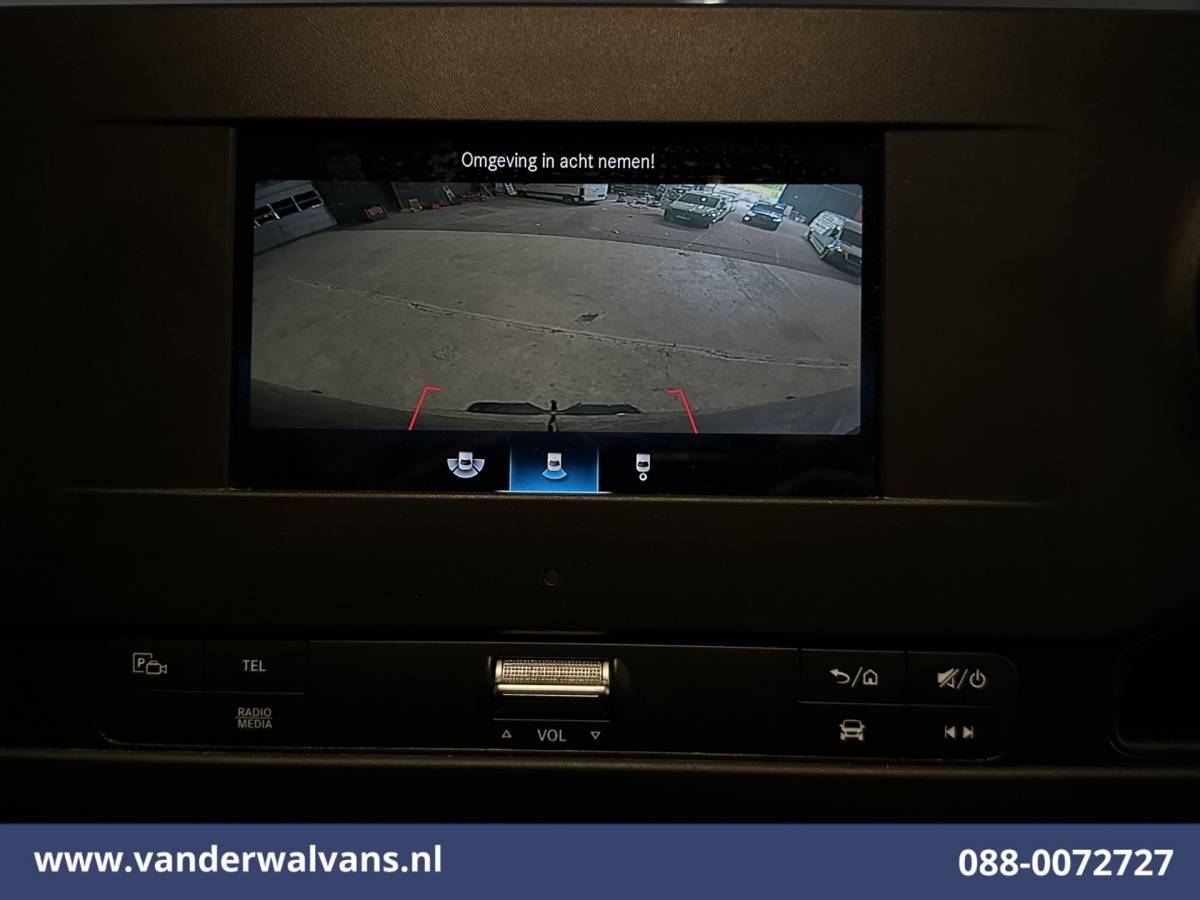 Mercedes-Benz Sprinter Mercedes-Benz Sprinter 314 CDI 143pk L2H2 Euro6 Airco | Camera | Apple Carplay | Trekhaak | Cruisecontrol Android Auto, Stoelverwarming, 270 Graden Achterdeuren, Parkeersensoren, Bijrijdersbank