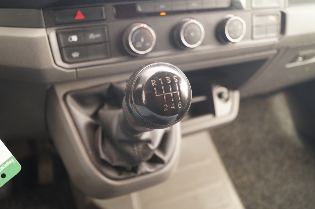 Volkswagen Crafter Volkswagen Crafter 35 2.0 TDI 177pk L3-H3 -NAVI-AIRCO-PDC-TREKHAAK-