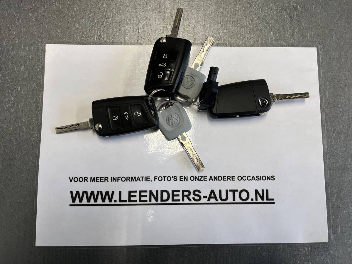 Volkswagen Transporter Volkswagen Transporter Automaat DSG Servicewagen 2.0 TDI 150pk L2H1 3Persoons Sortimo Inrichting, Airco, Navigatie, RIJKLAARPRIJS!