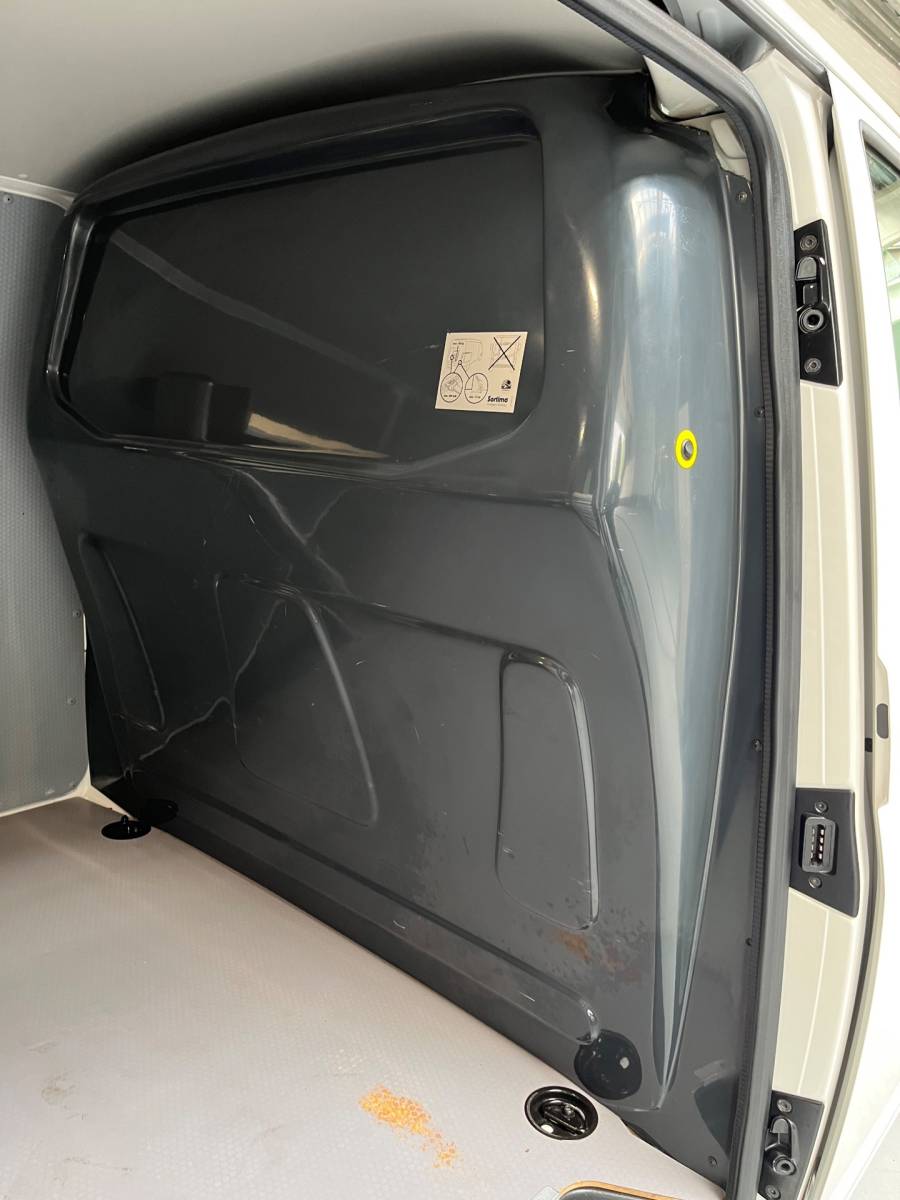 Volkswagen Transporter Volkswagen Transporter Automaat DSG Servicewagen 2.0 TDI 150pk L2H1 3Persoons Sortimo Inrichting, Airco, Navigatie, RIJKLAARPRIJS!