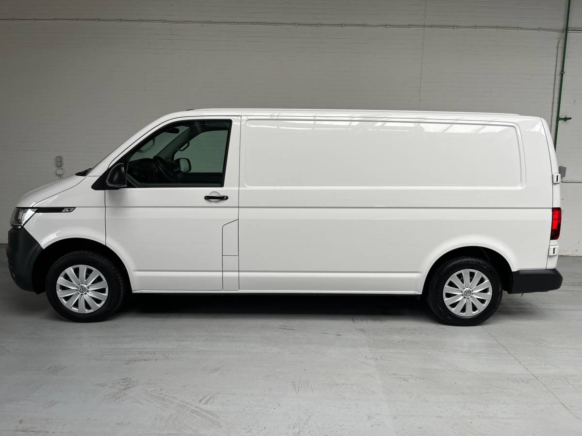 Volkswagen Transporter Volkswagen Transporter Automaat DSG Servicewagen 2.0 TDI 150pk L2H1 3Persoons Sortimo Inrichting, Airco, Navigatie, RIJKLAARPRIJS!