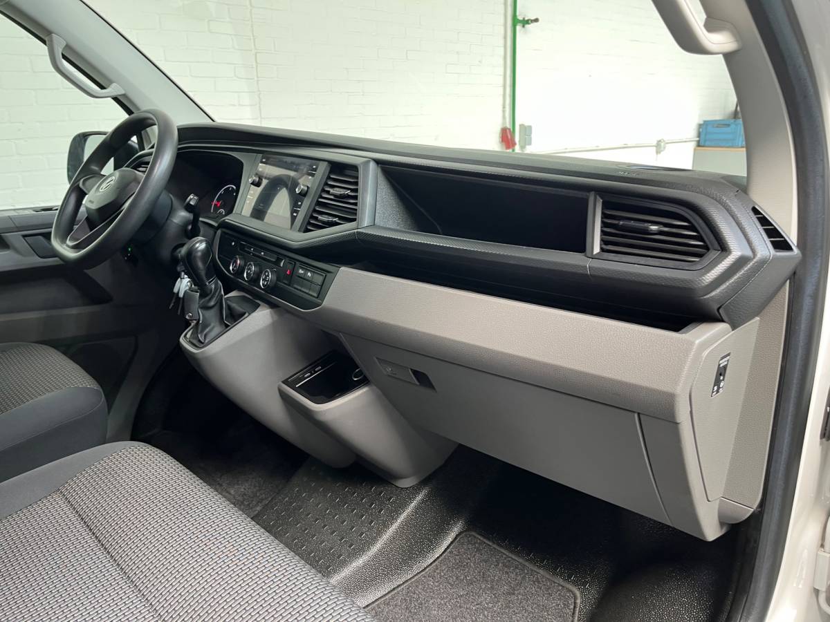 Volkswagen Transporter Volkswagen Transporter Automaat DSG Servicewagen 2.0 TDI 150pk L2H1 3Persoons Sortimo Inrichting, Airco, Navigatie, RIJKLAARPRIJS!