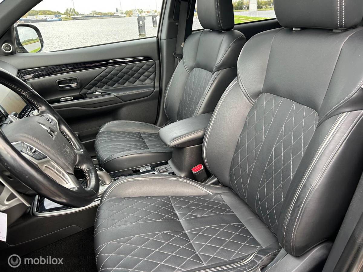 Mitsubishi Outlander Mitsubishi Outlander 2.4 PHEV Instyle Full opt. Trekhaak