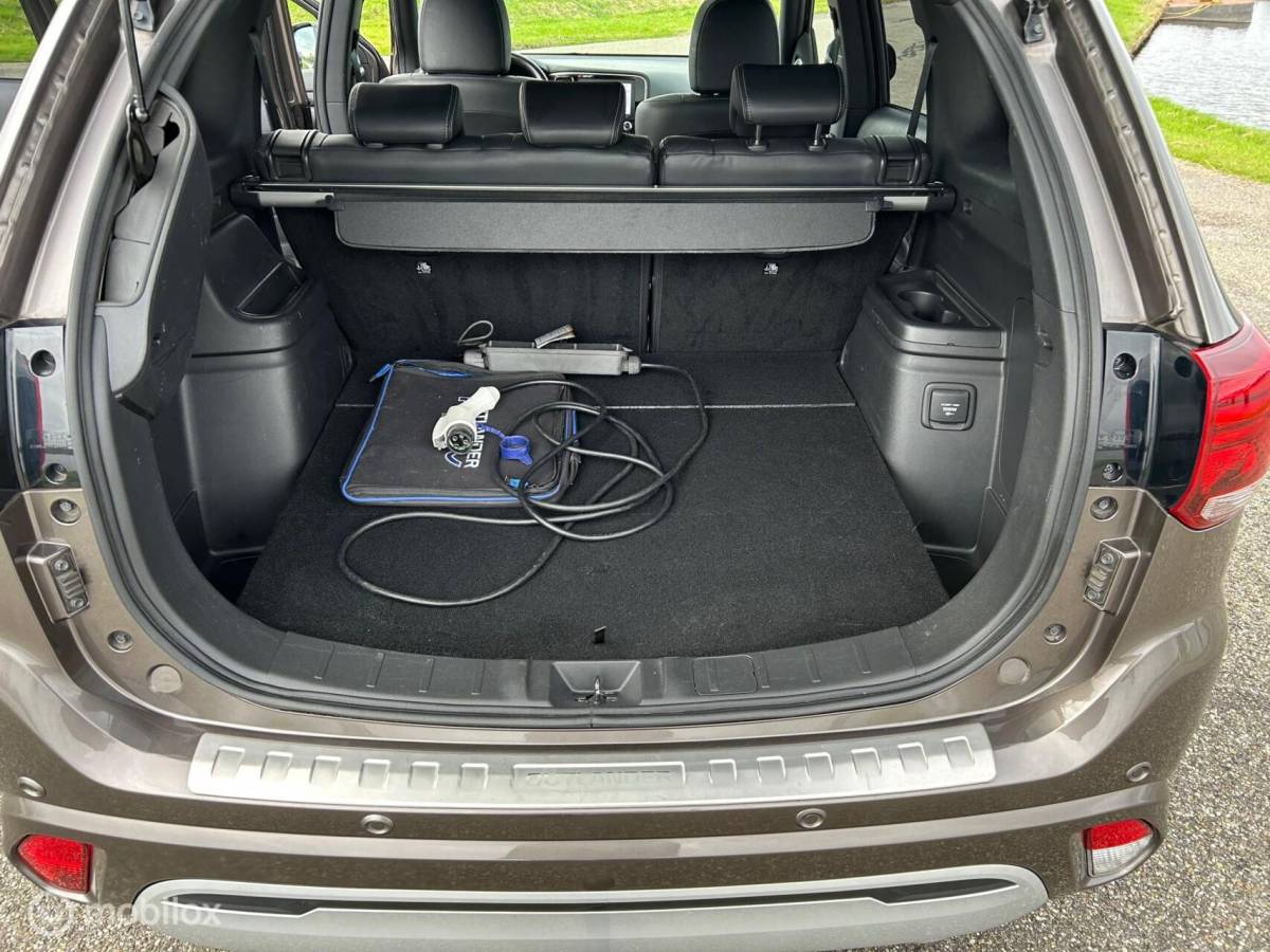 Mitsubishi Outlander Mitsubishi Outlander 2.4 PHEV Instyle Full opt. Trekhaak