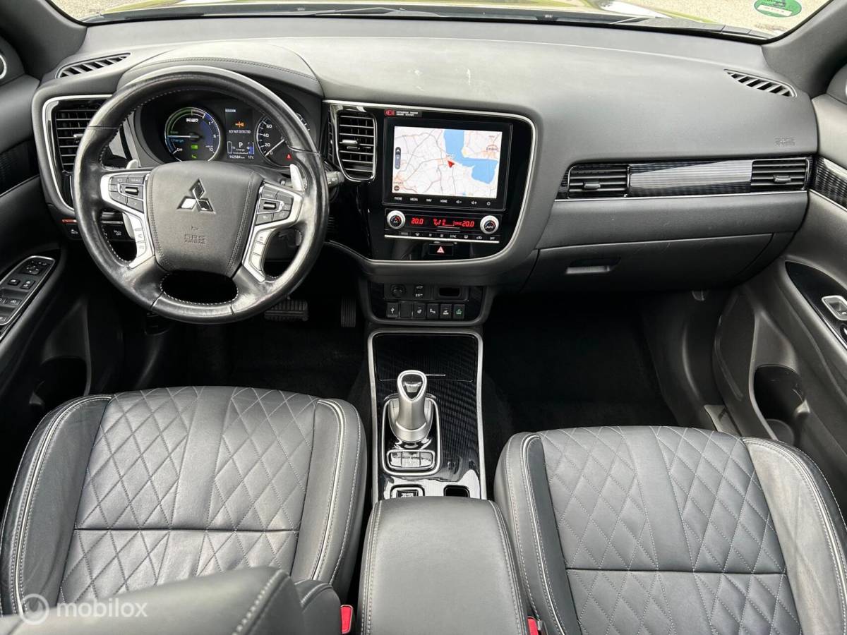 Mitsubishi Outlander Mitsubishi Outlander 2.4 PHEV Instyle Full opt. Trekhaak