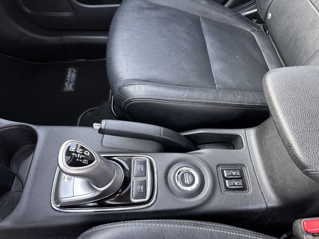 Mitsubishi Outlander Mitsubishi Outlander 2.0 PHEV Leder Panodak Xenon NL Auto NAP Luxe Uitv.