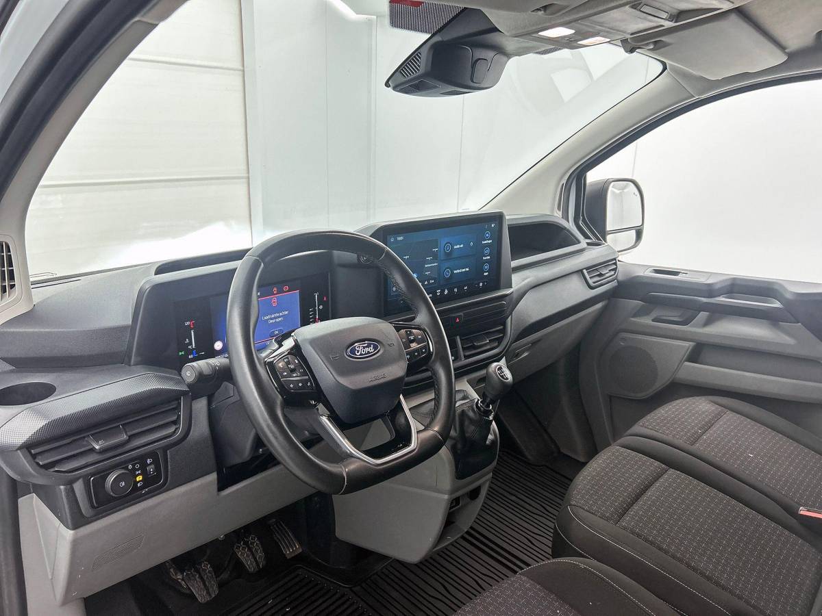Ford Transit Custom Ford Transit Custom 280 2.0 TDCI L1H1 Trend  Navi Cruise Camera Parkeersensoren Trekhaak