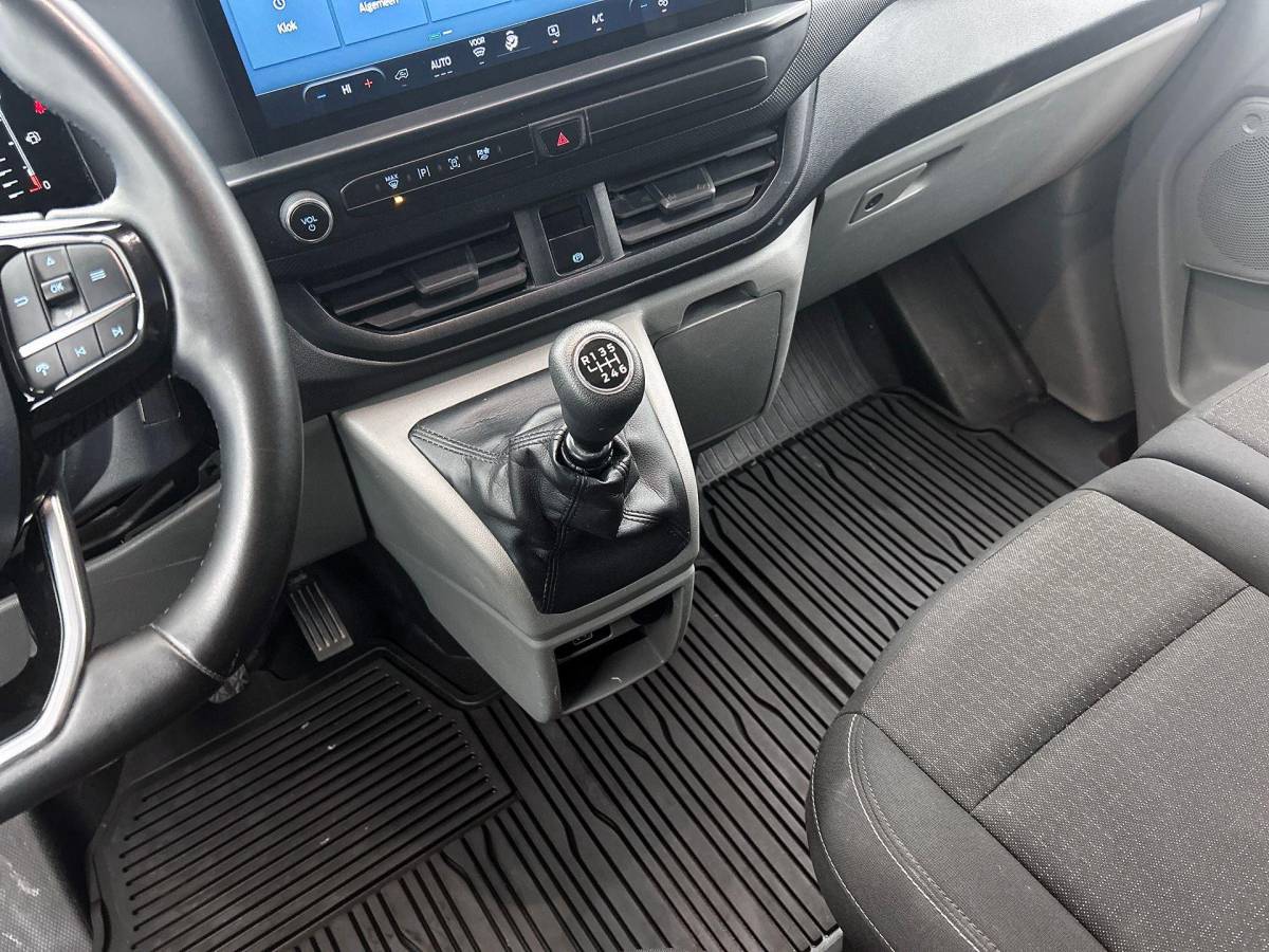 Ford Transit Custom Ford Transit Custom 280 2.0 TDCI L1H1 Trend  Navi Cruise Camera Parkeersensoren Trekhaak