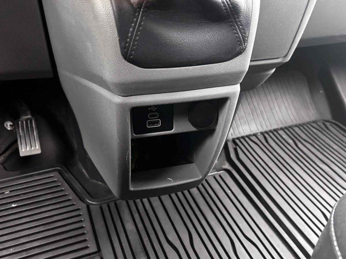 Ford Transit Custom Ford Transit Custom 280 2.0 TDCI L1H1 Trend  Navi Cruise Camera Parkeersensoren Trekhaak