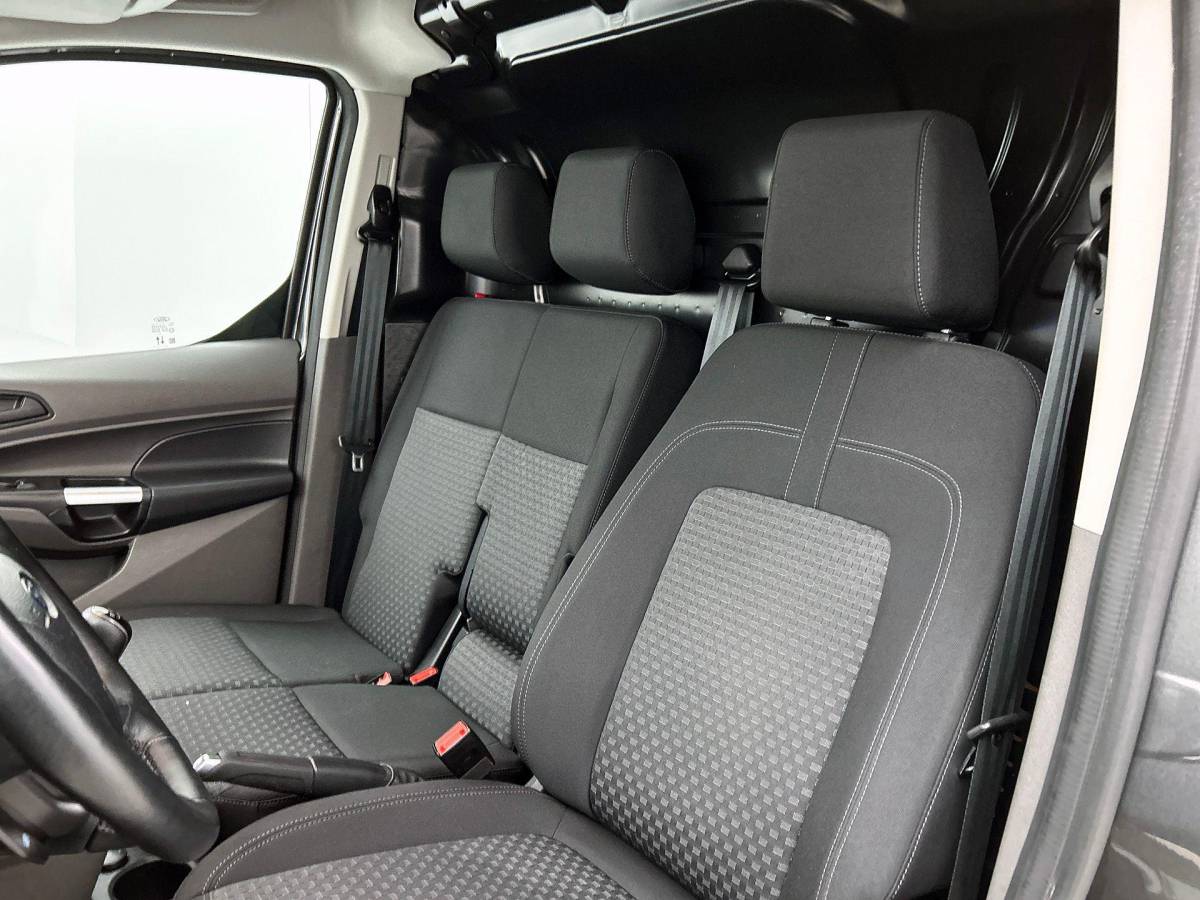 Ford Transit Connect Ford Transit Connect 1.5 EcoBlue L2 Trend 3-zits Airco Navigatie Parkeersensoren Camera Cruise Control LM Velgen