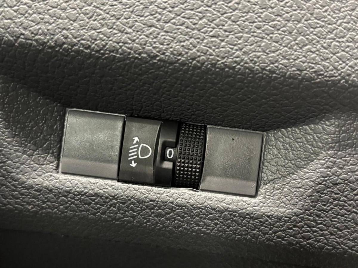 Opel Vivaro Opel Vivaro 2.0 CDTI L3H1 Edition Airco Navigatie Bluetooth Parkeersensoren 3-Zits Camera